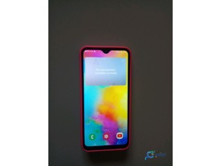 Samsung M20