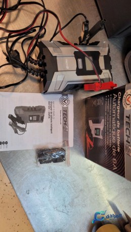 chargeur-de-batterie-automatique-big-1