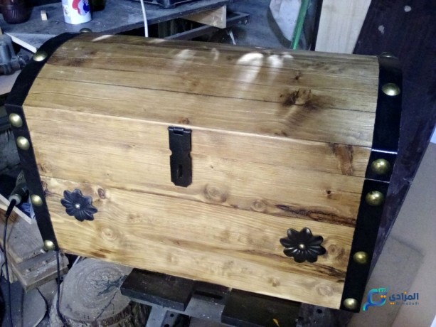 coffre-moyen-age-big-1