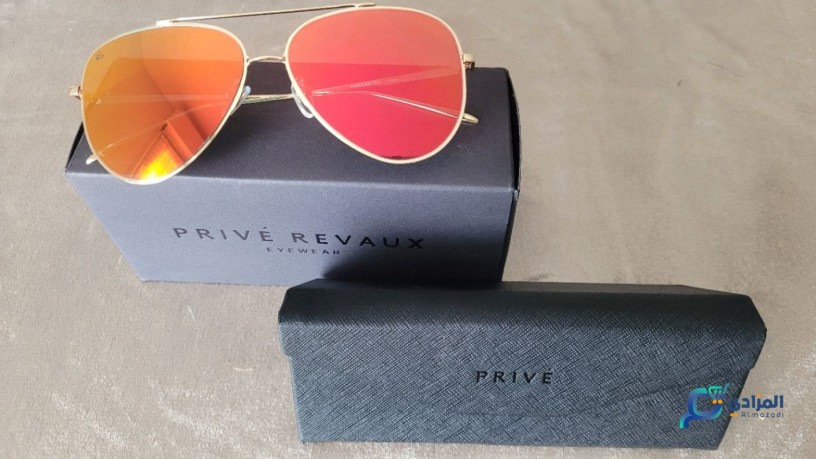 lunette-de-soleil-neuve-big-0