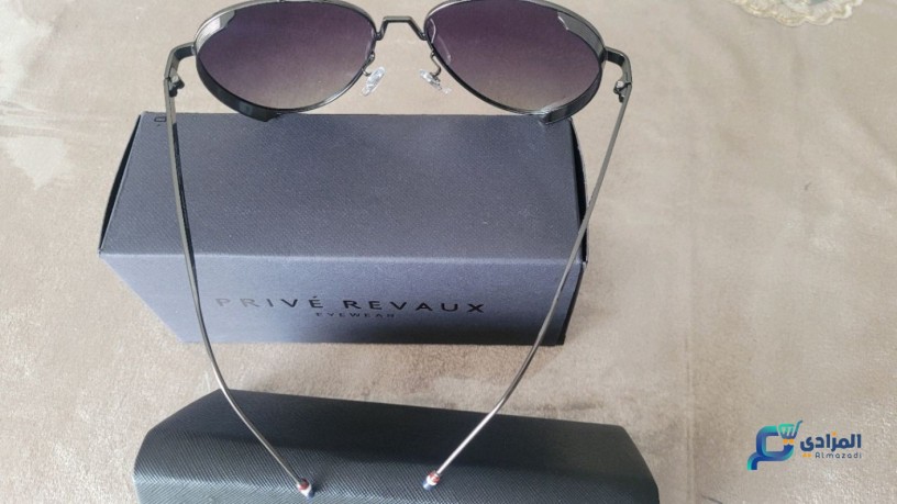 lunette-de-soleil-neuve-big-2