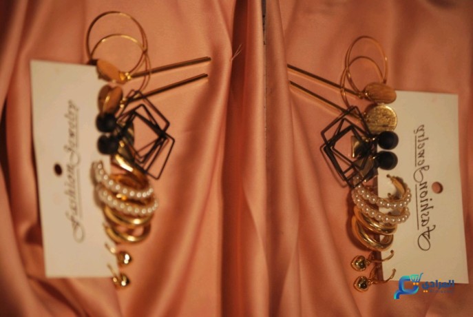 5-boucles-doreilles-seulement-a-1500da-big-1