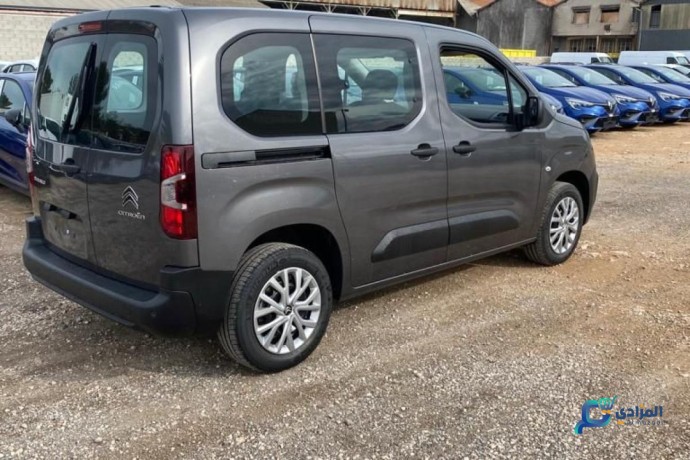 citroen-berlingo-live-16-hdi-92cv-bvm5-big-0