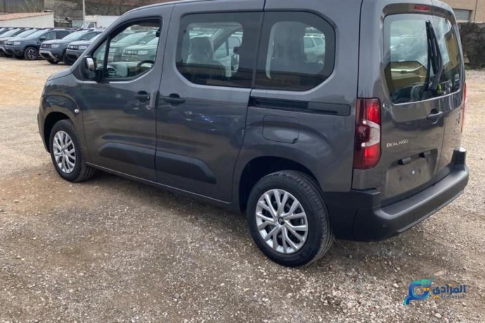 citroen-berlingo-live-16-hdi-92cv-bvm5-big-3