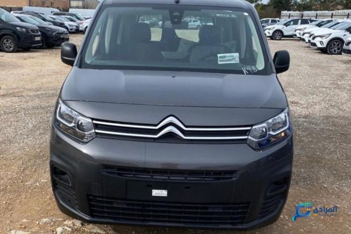 citroen-berlingo-live-16-hdi-92cv-bvm5-big-2