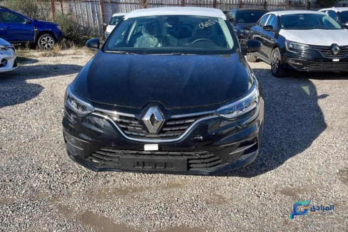 renault-megane-sedan-intens-avec-toit-ouvrant-13-tce-150-cv-bva-big-5
