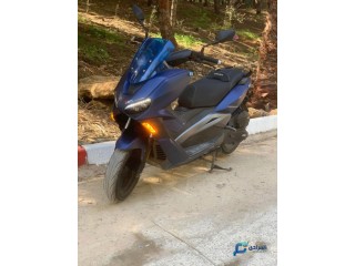 Moto vmax 200 cc