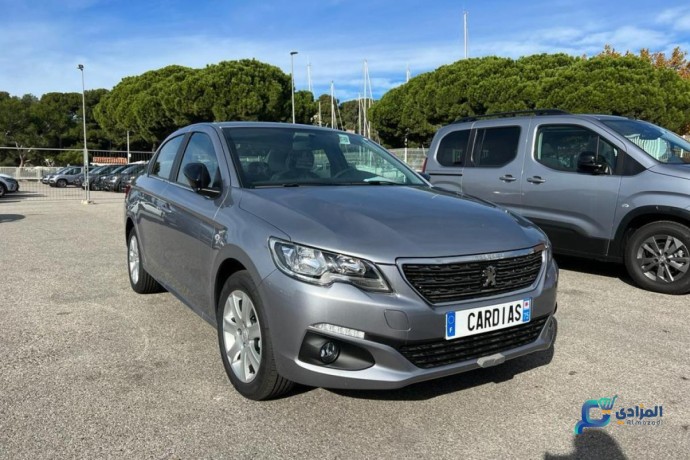 peugeot-301-allure-16-hdi-92-cv-bvm5-image-big-1