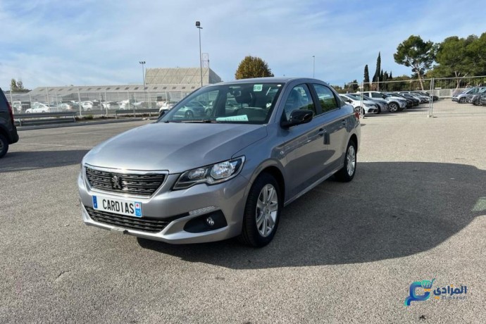 peugeot-301-allure-16-hdi-92-cv-bvm5-image-big-2