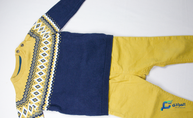 ensemble-enfant-pantalon-avec-un-pull-dhiver-big-0