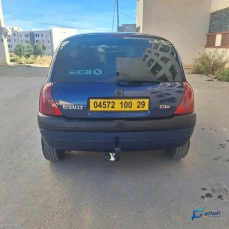 clio-2000-big-1