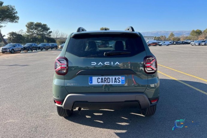 dacia-duster-journey-15-dci-110-cv-bva6-big-2