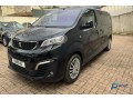 peugeot-expert-9-places-small-0