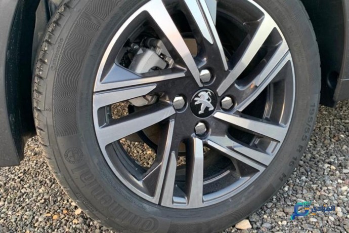 peugeot-208-allure-16-hdi-92-cv-bvm5-big-6