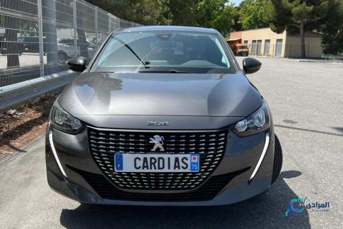 peugeot-208-allure-16-hdi-92-cv-bvm5-big-0