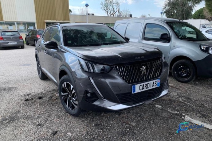 peugeot-2008-gt-12-pt-150ch-bva8-big-2