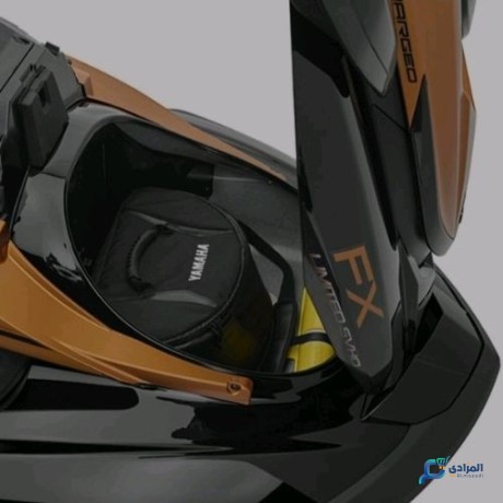 jet-ski-3-places-big-4