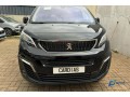 peugeot-expert-9-places-small-2