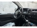 peugeot-expert-9-places-small-6