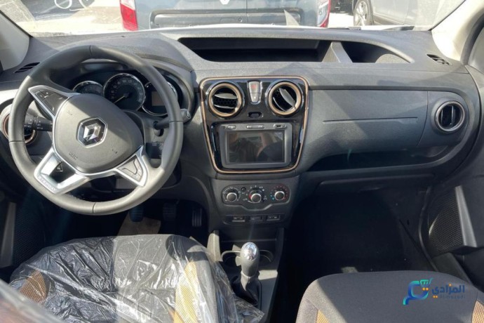 renault-kangoo-stepway-15-dci-85-ch-bvm5-image-big-0