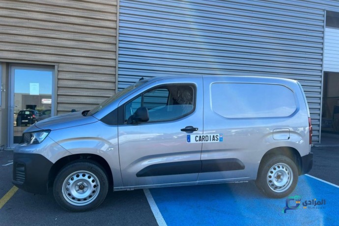 peugeot-partner-16-hdi-92ch-bvm5-big-3