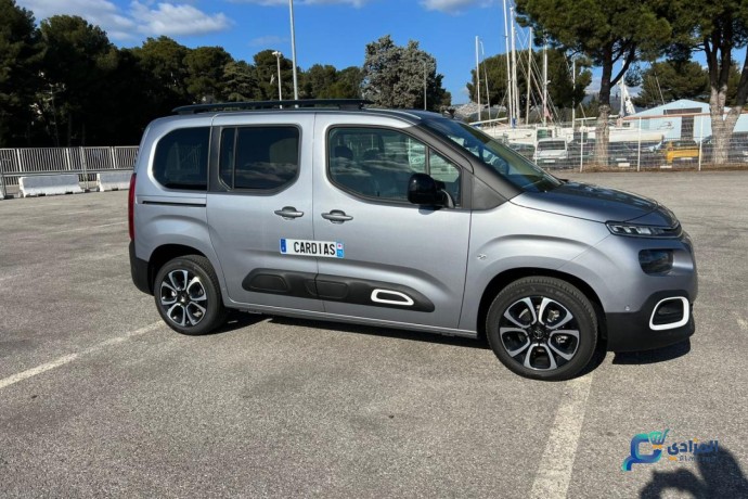 citroen-berlingo-shine-16-hdi-92cv-bvm5-big-1