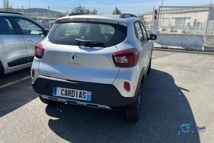 renault-kwid-outsider-09-essence-bvm5-big-4