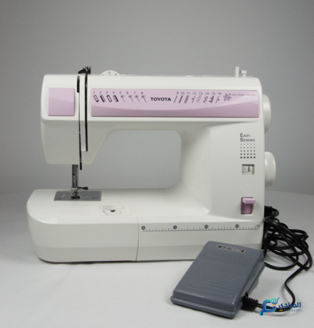 machine-a-coudre-toyota-big-1