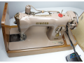 machine-a-coudre-singe-small-2