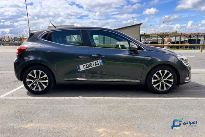 renault-clio-5-intens-3-ans-big-0