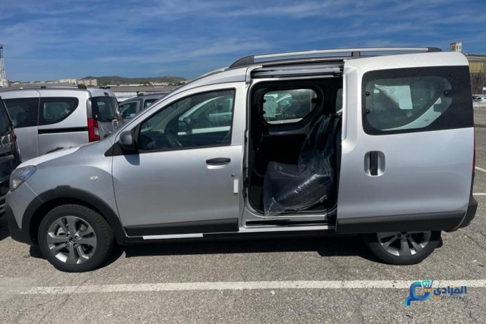 renault-kangoo-stepway-15-dci-85-ch-bvm5-big-6