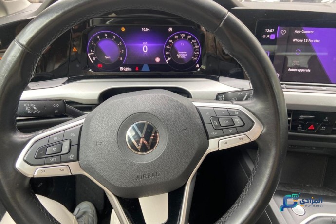 volkswagen-golf-8-3ans-big-2