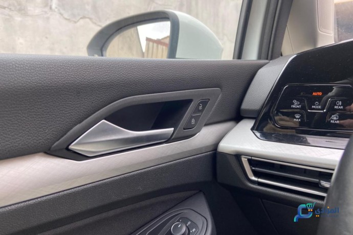 volkswagen-golf-8-3ans-big-3