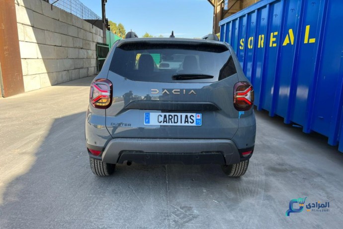 dacia-duster-extreme-gold-15-dci-110-cv-bva6-image-big-0