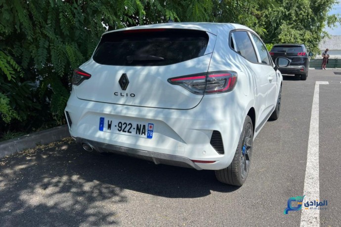 clio-alpine-big-5