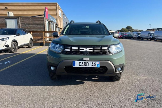 dacia-duster-journey-15-dci-110-cv-bva6-big-4