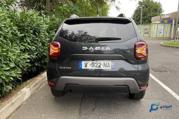 dacia-duster-journey-15-dci-110-cv-bva6-big-5