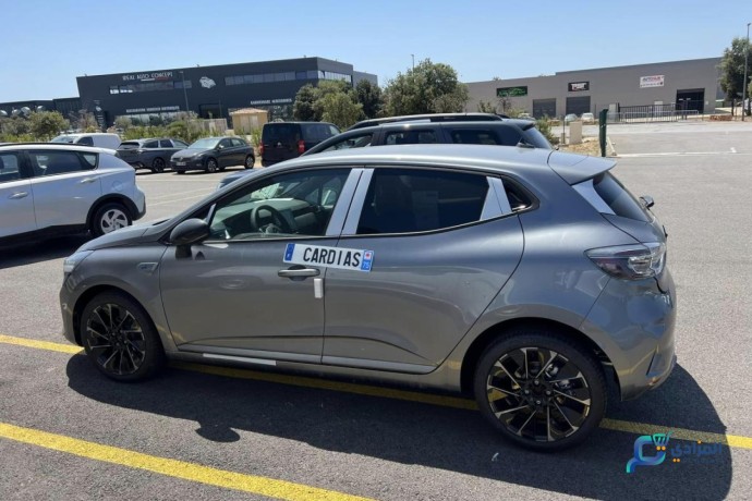 renault-clio-alpine-gris-nardo-big-1