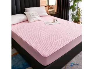 Protège matelas imperméable et 2 couvre d'oreille ? en plusieurs couleurs et dimensions