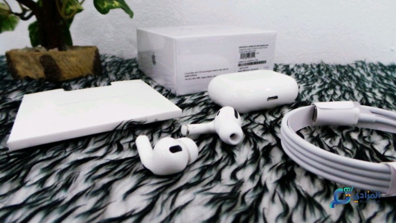airpods-pro-big-2
