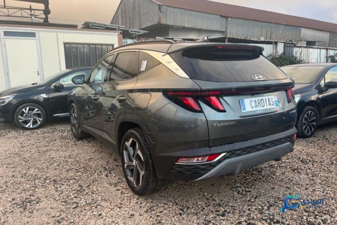 new-hyundai-tucson-16-crdi-136-cv-bva-big-1