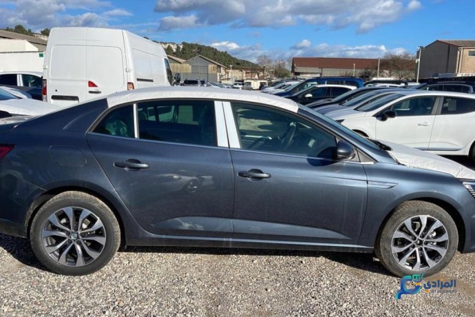 renault-megane-sedan-intens-avec-toit-ouvrant-13-tce-150-cv-bva-big-4